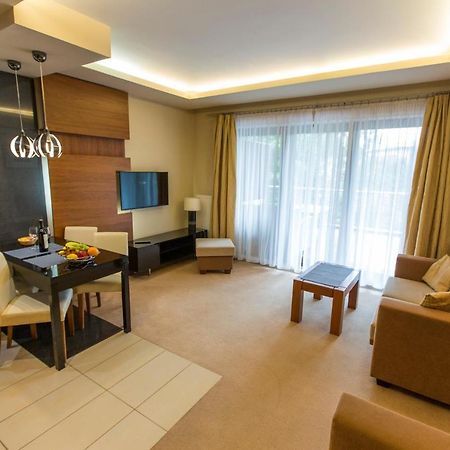 Willa Port Apartament Lilia Оструда Экстерьер фото