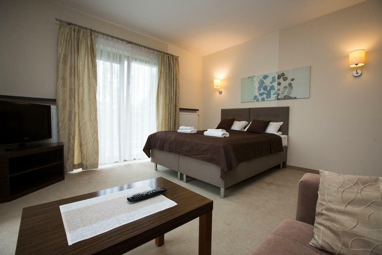 Willa Port Apartament Lilia Оструда Экстерьер фото